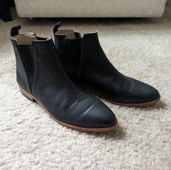 Nisolo Black Chelsea Boots - Picture 6 of 6